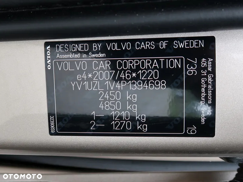 Volvo XC 60 B5 B AWD Plus Bright - 32