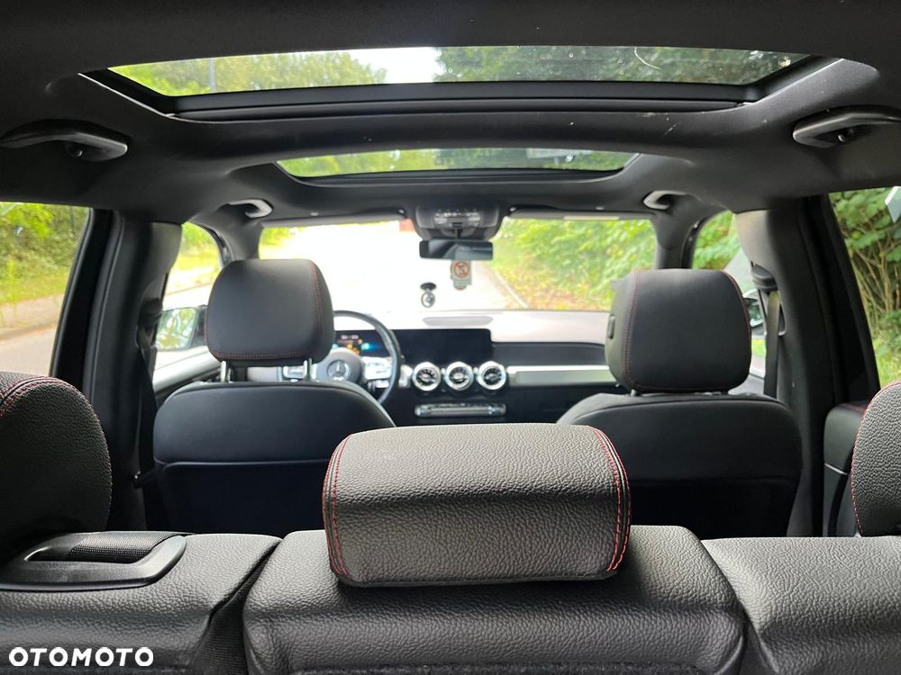 Mercedes-Benz GLB 250 4-Matic AMG Line 8G-DCT - 13