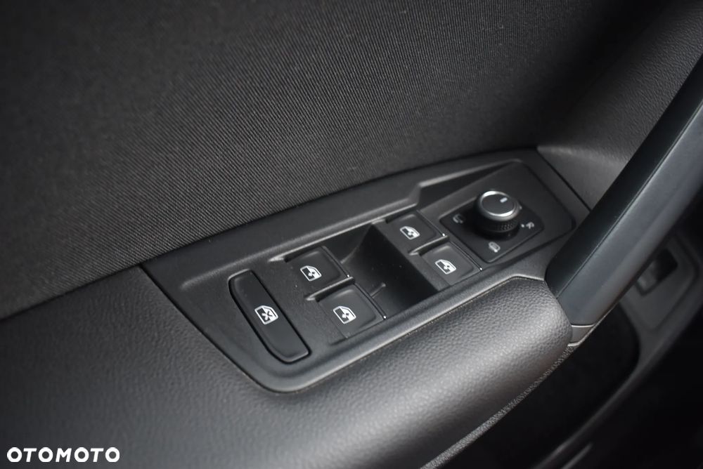 Volkswagen Tiguan 2.0 TSI 4Mot Elegance DSG - 24