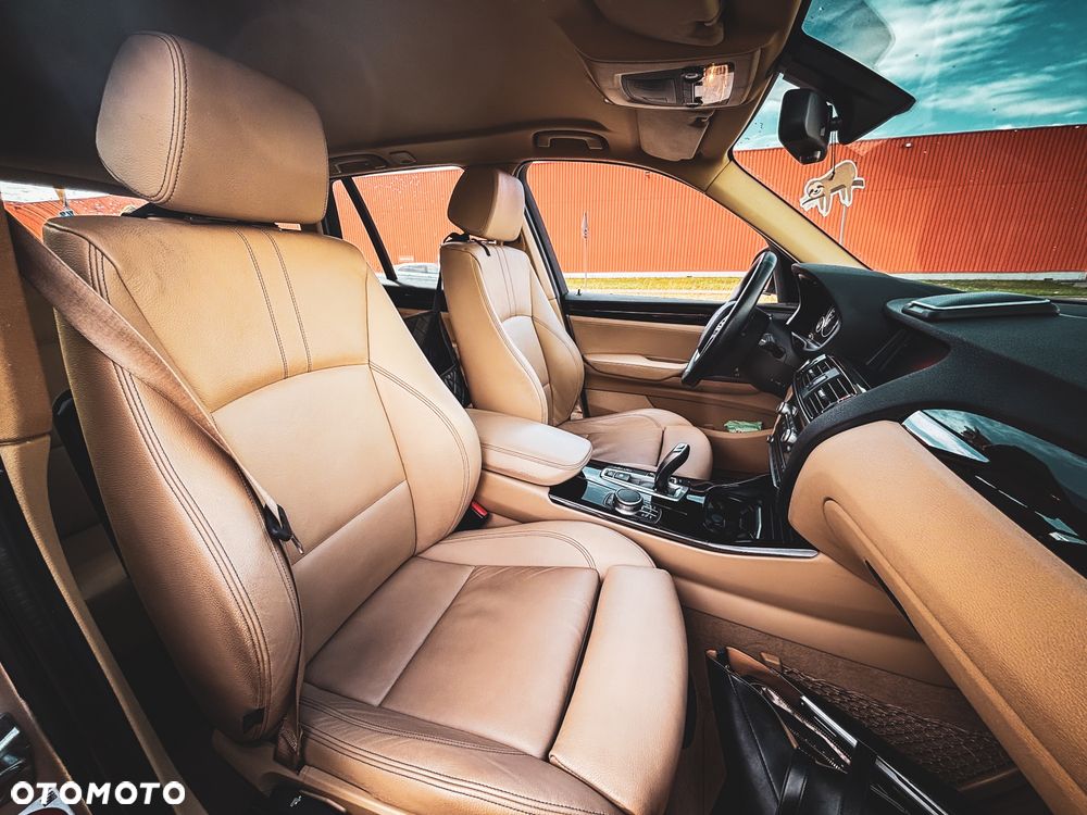 BMW X3 xDrive20i xLine - 9