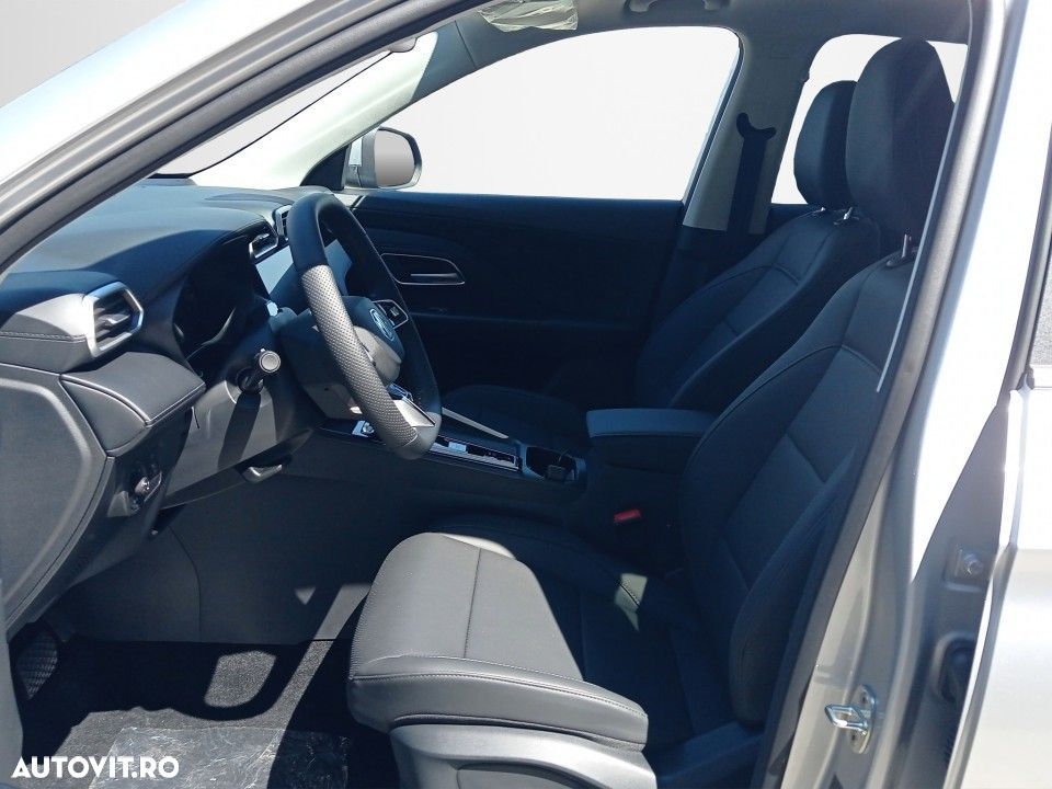 MG ZS HEV - 17