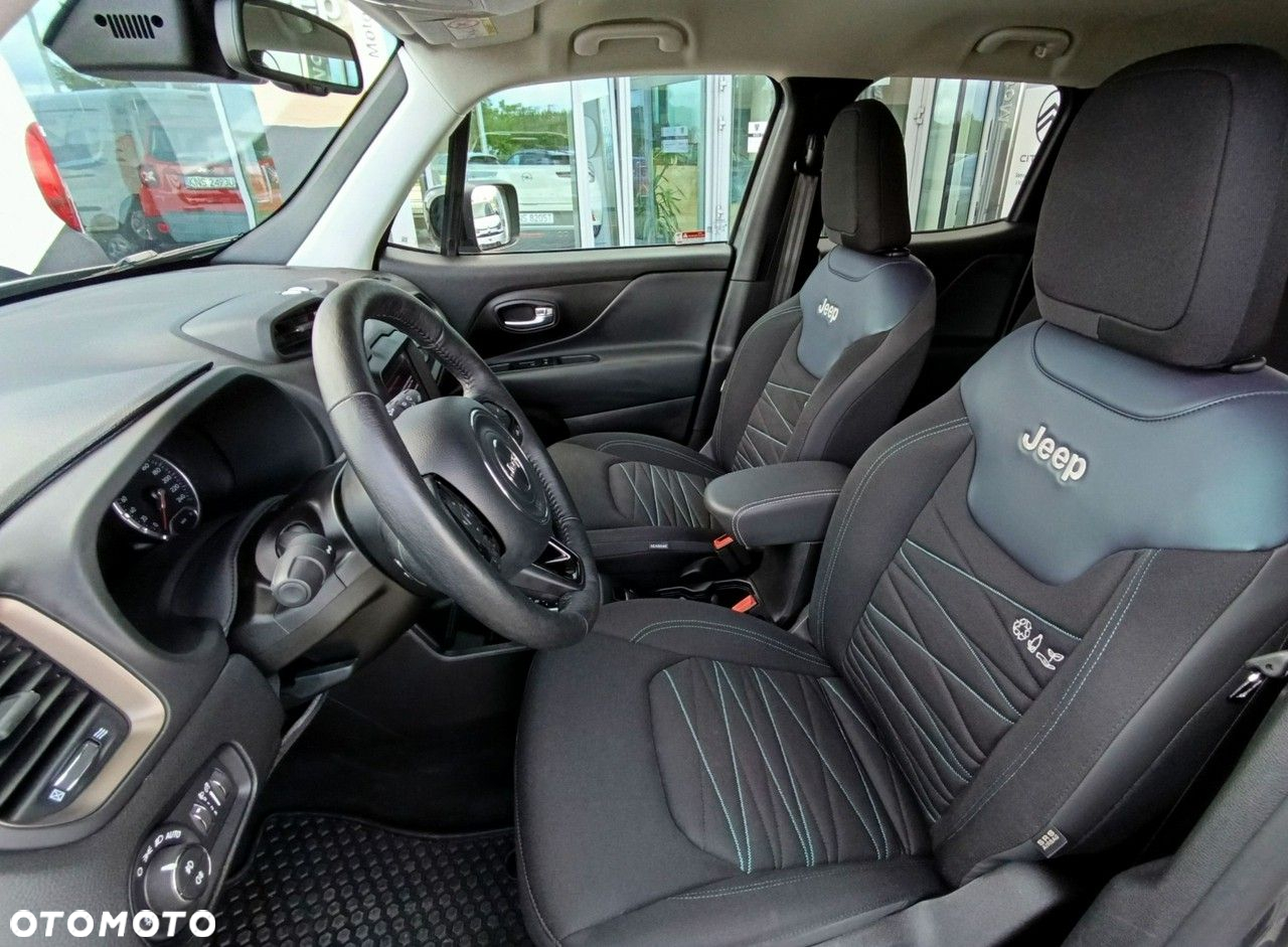 Jeep Renegade 1.5 T4 mHEV Upland FWD S&S DCT - 9