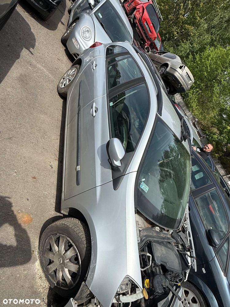 Renault Clio III 3  na części - 5