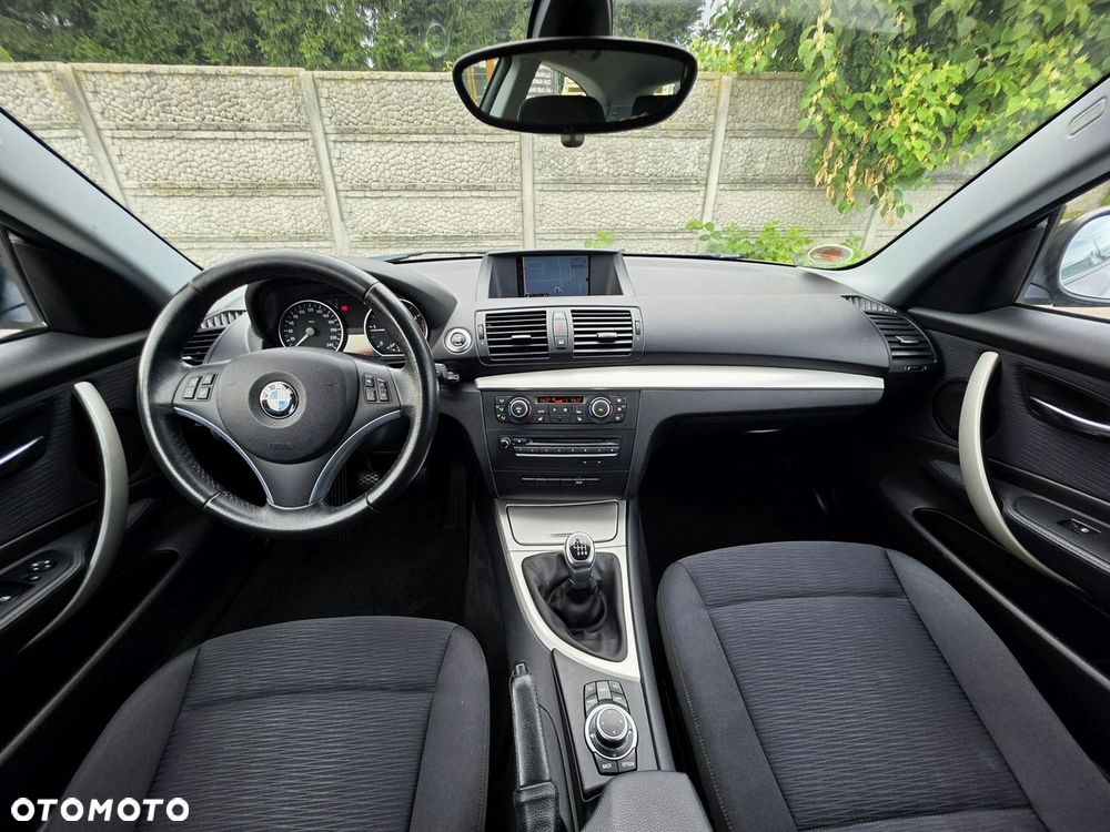 BMW Seria 1 118d - 13