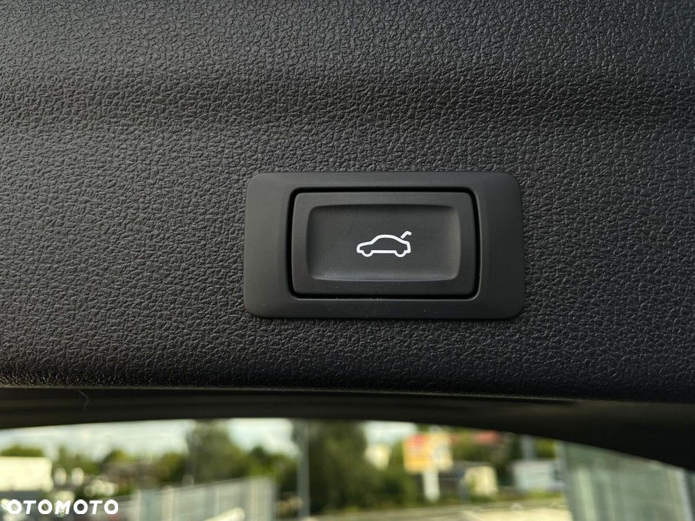 Audi A6 Avant - 10