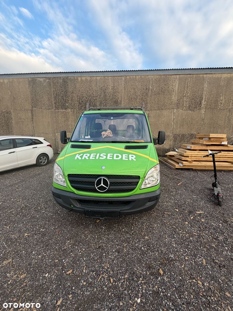 Mercedes-Benz Sprinter - 1