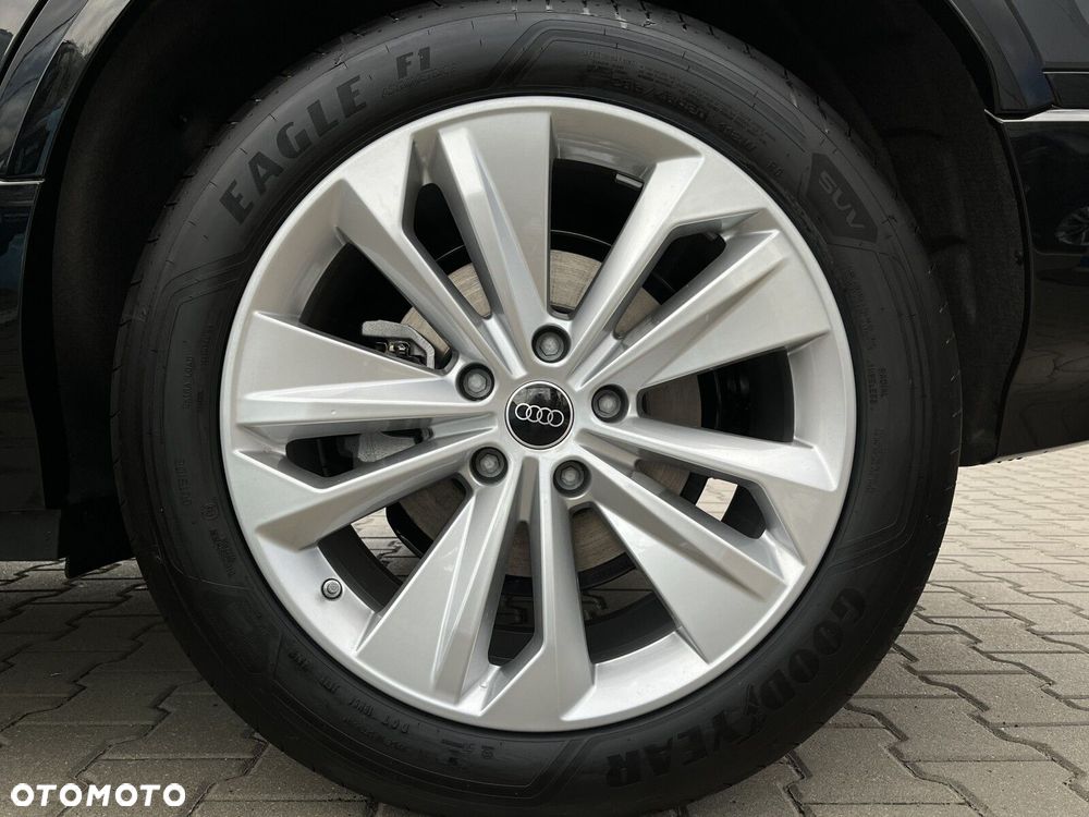 Audi Q6 e-tron - 10