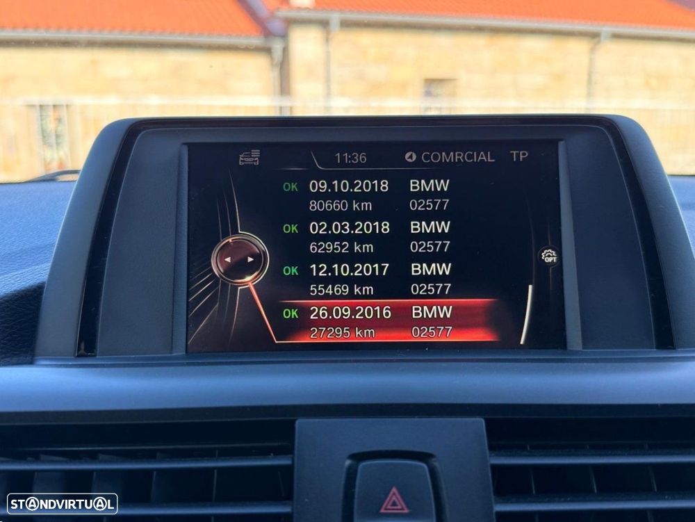 BMW 118 d Pack M - 17