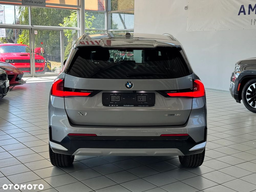BMW X1 sDrive18i - 5