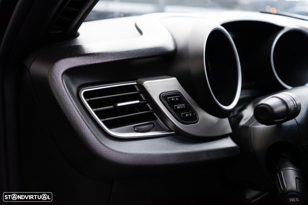 Alfa Romeo Giulietta 1.6 JTDM Veloce - 21