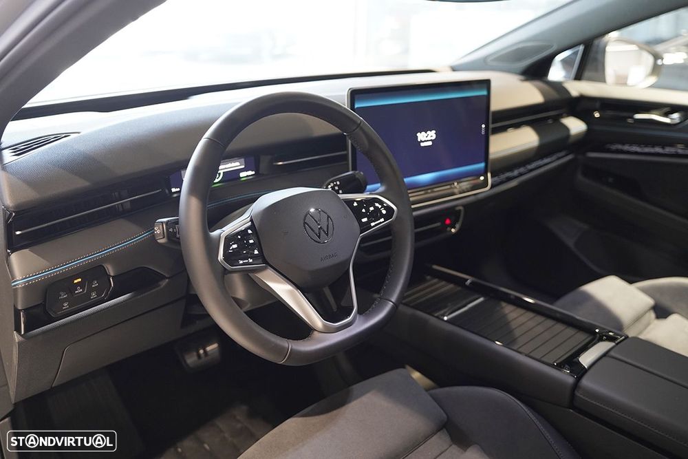 VW ID.7 77 kWh Pro Urban - 6