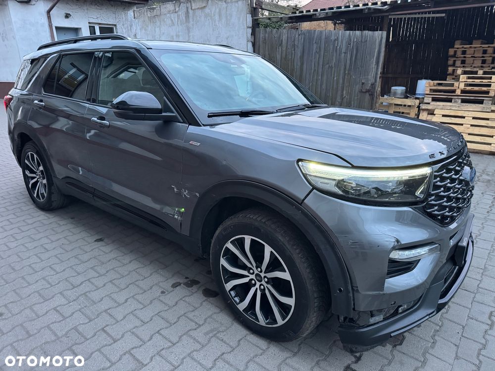 Ford Explorer - 2