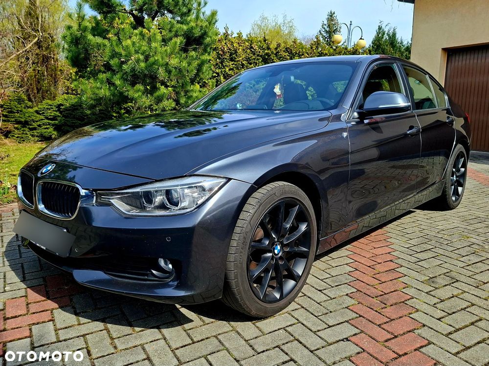 BMW Seria 3 320i - 2