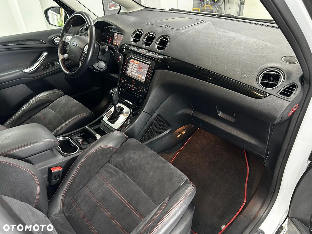 Ford S-Max 2.0 TDCi DPF Titanium X - 17