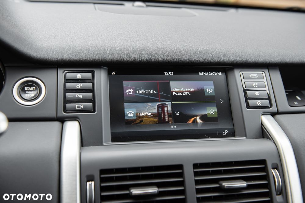 Land Rover Discovery Sport TD4 HSE Luxury - 25