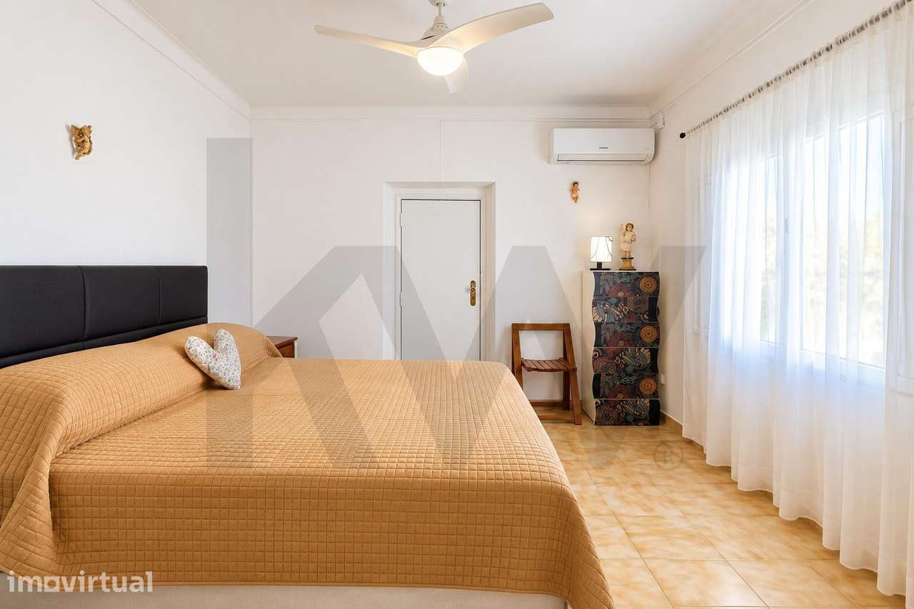 Moradia T3 para Venda em Torre de Coelheiros, Évora | Remodelada, com - Grande imagem: 4/22