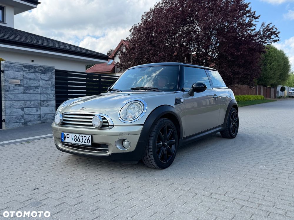 MINI Cooper 50 Mayfair - 9