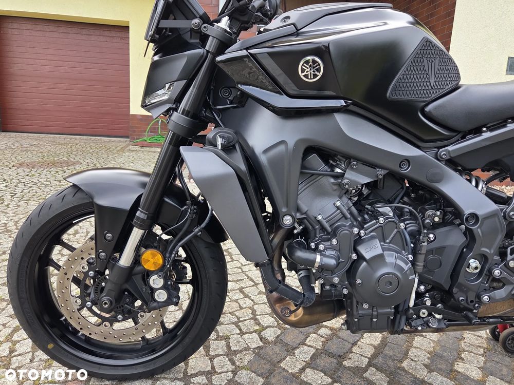 Yamaha MT - 8