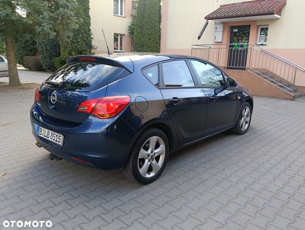 Opel Astra 1.4 Cosmo - 15