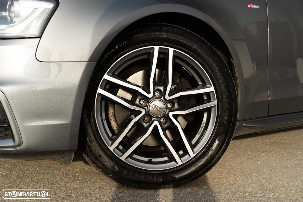 Audi A4 Avant 2.0 TDI Business Line S-line - 29