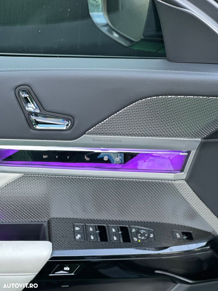 BMW Seria 7 - 33