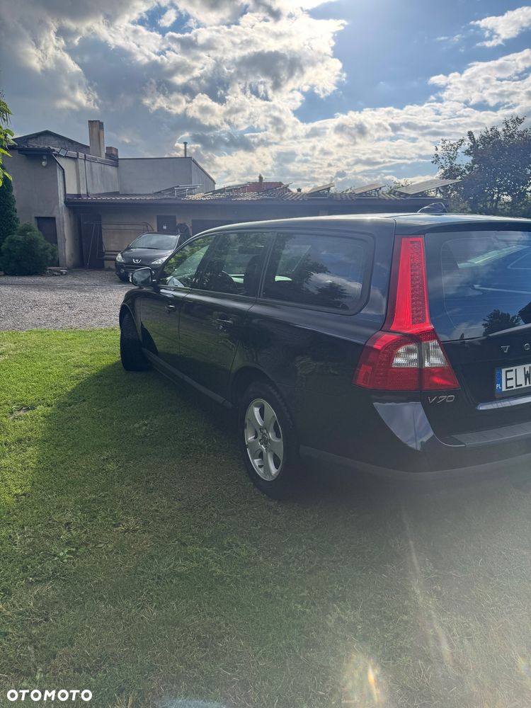 Volvo V70 2.0D Momentum - 10