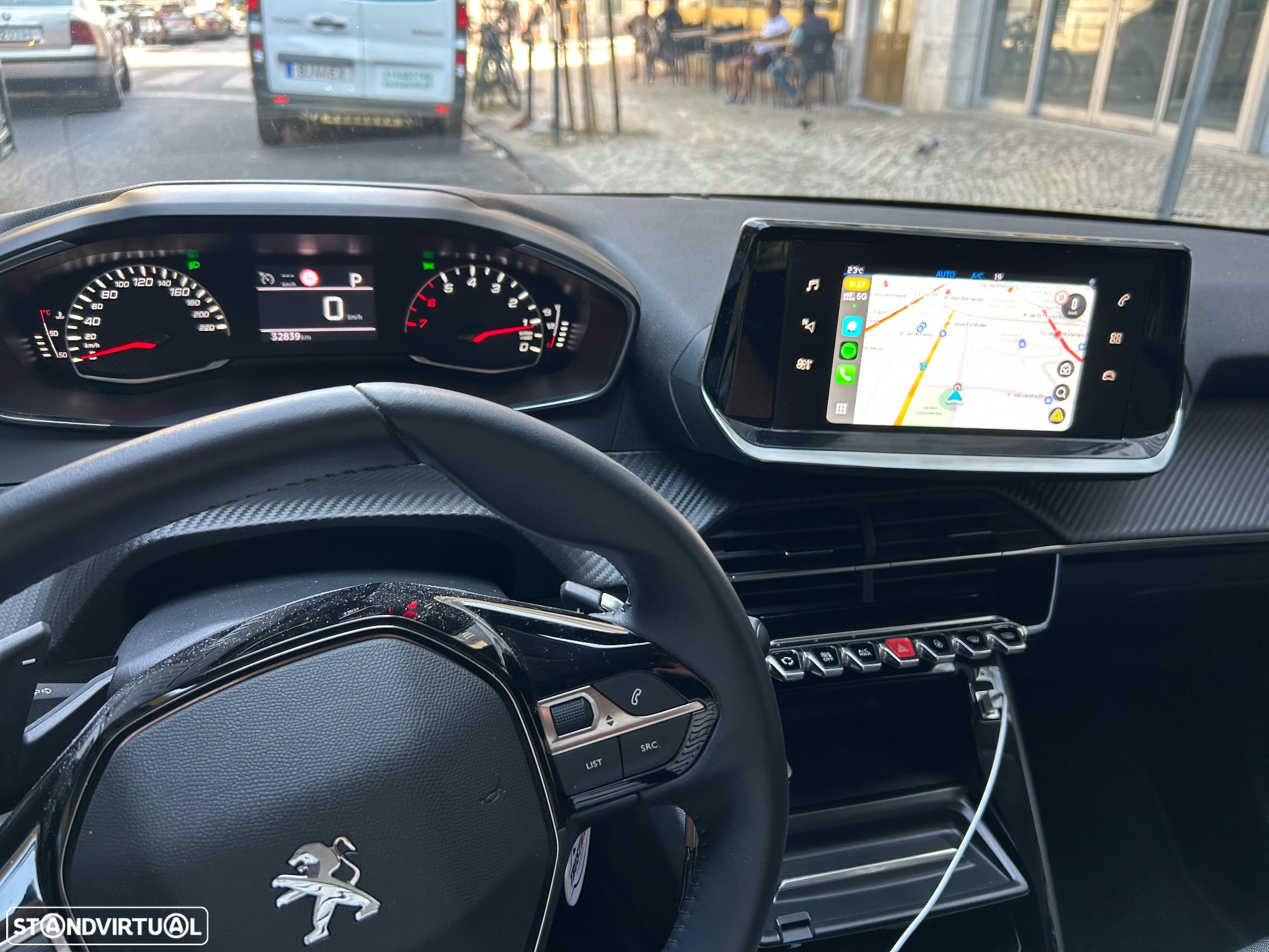 Peugeot 208 1.2 PureTech Allure Pack EAT8 - 8
