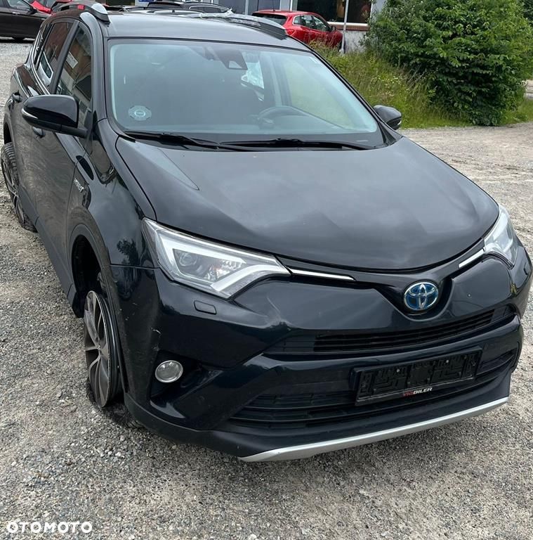 Toyota RAV4 - 1