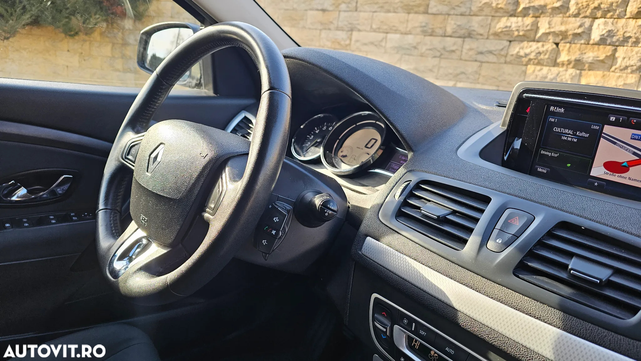 Renault Megane Grandtour ENERGY TCe 130 BOSE EDITION - 19