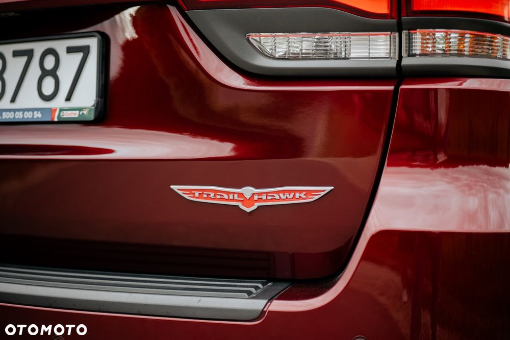 Jeep Grand Cherokee - 9
