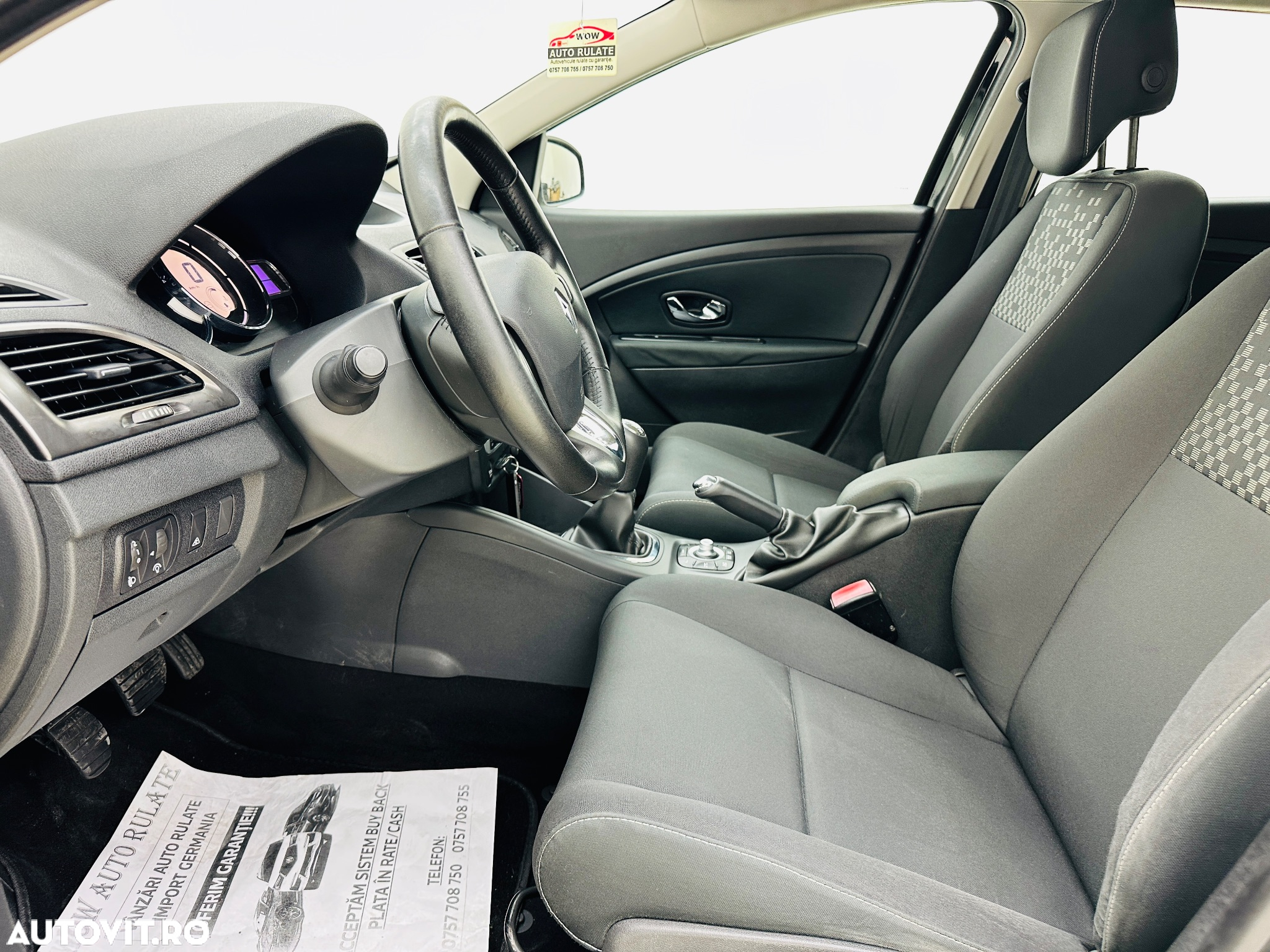 Renault Megane ENERGY dCi 90 EXPERIENCE - 9
