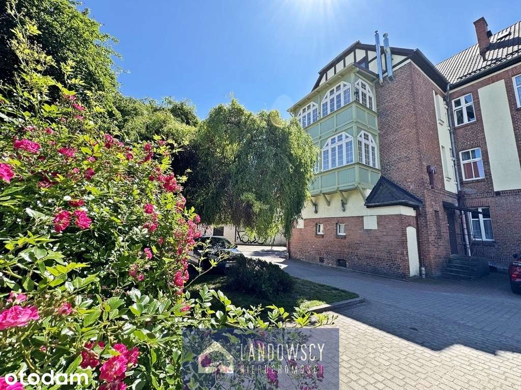 Apartament w historycznej kamienicy | Sikorskiego