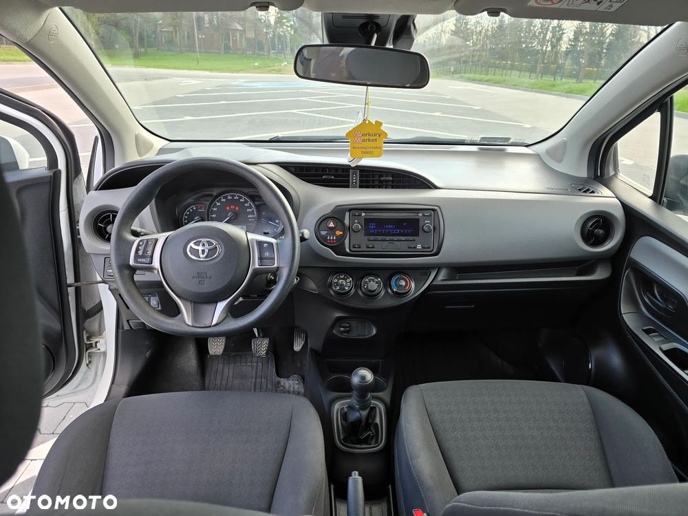Toyota Yaris 1.0 Active EU6 - 8