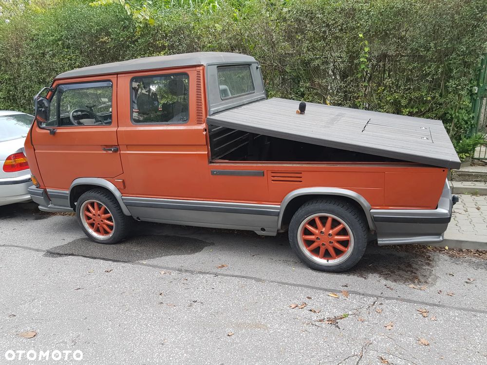 Volkswagen Transporter - 3