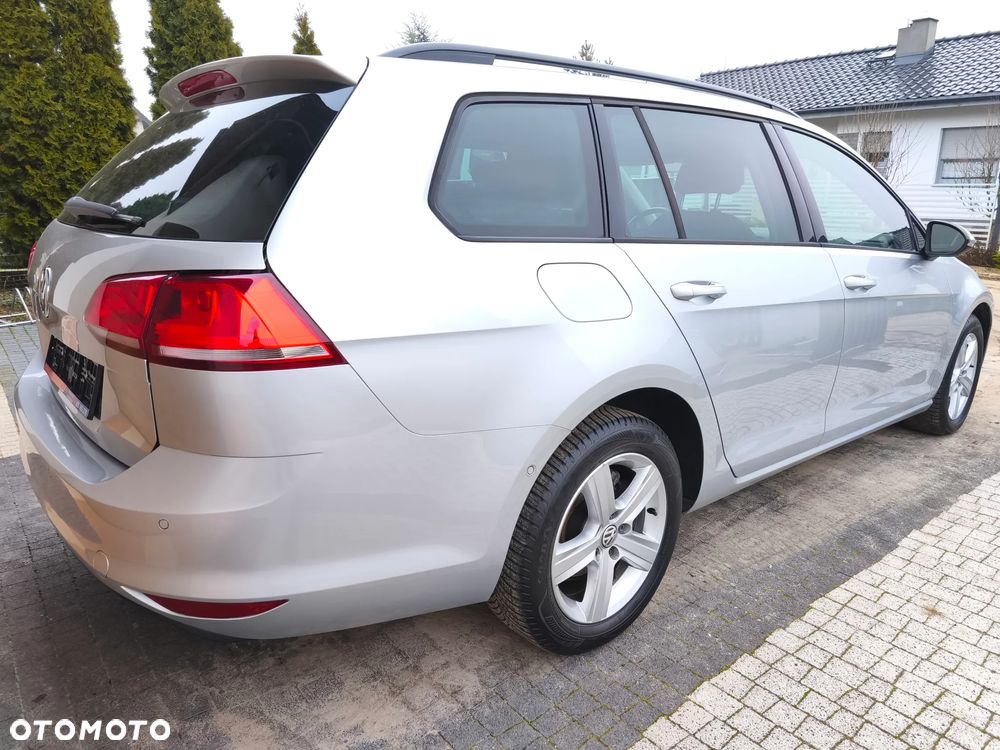 Volkswagen Golf 1.6 TDI DPF DSG Highline - 8