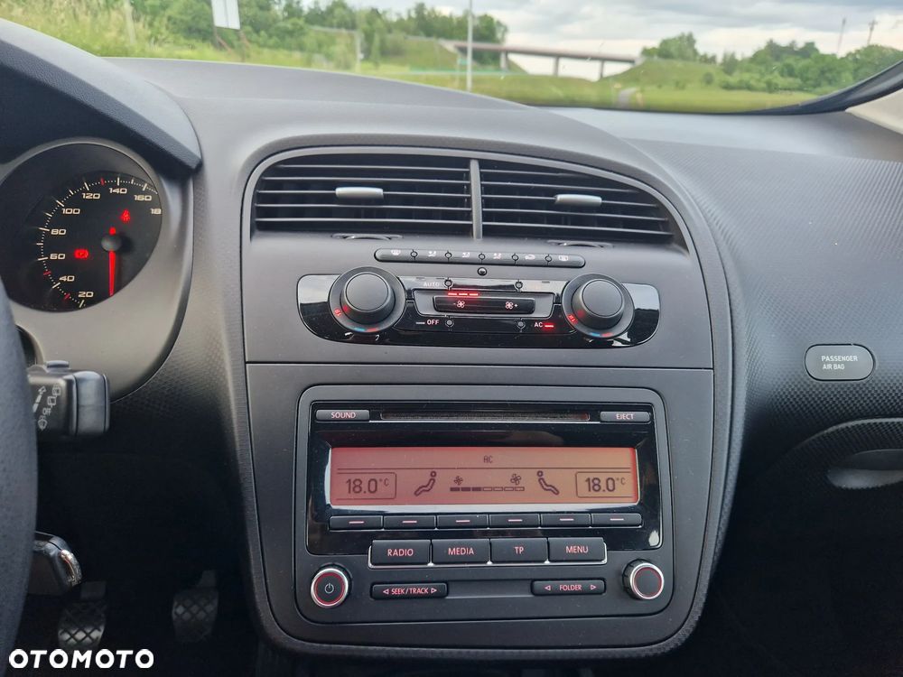 Seat Altea XL 1.6 TDI DPF CR Ecomotive Reference Copa - 16