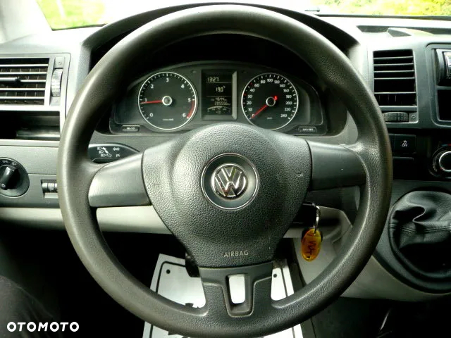 Volkswagen Transporter - 17