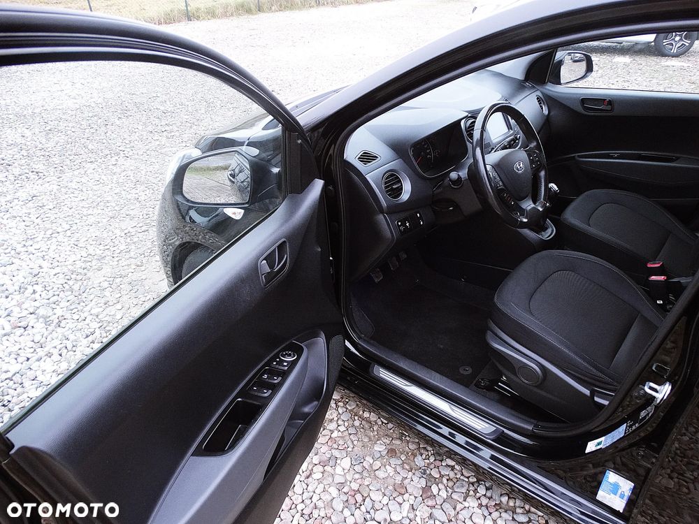 Hyundai i10 1.2 YES!+ - 18