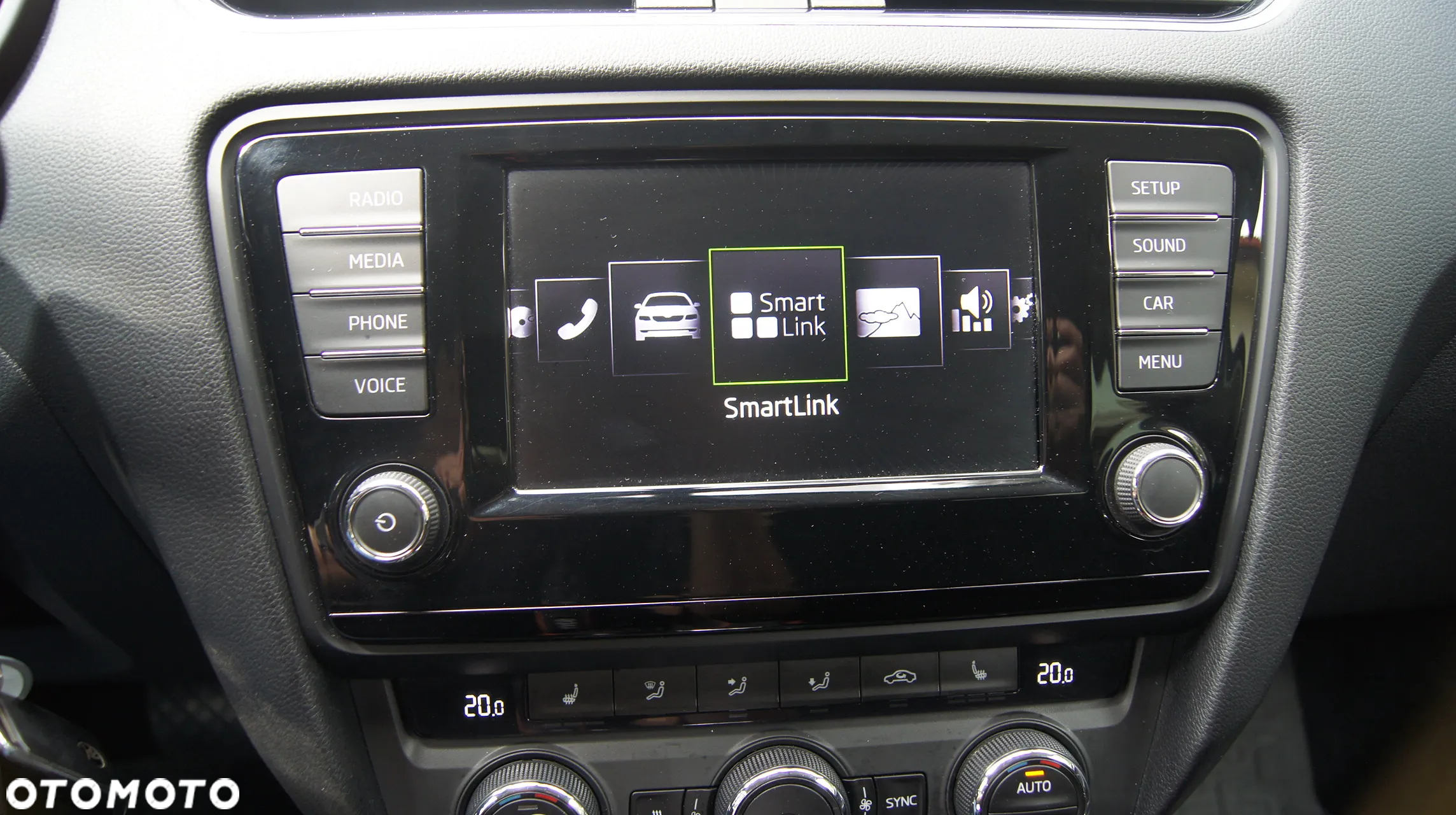 Skoda Octavia Combi 2.0 TDI 4x4 DSG Scout - 25