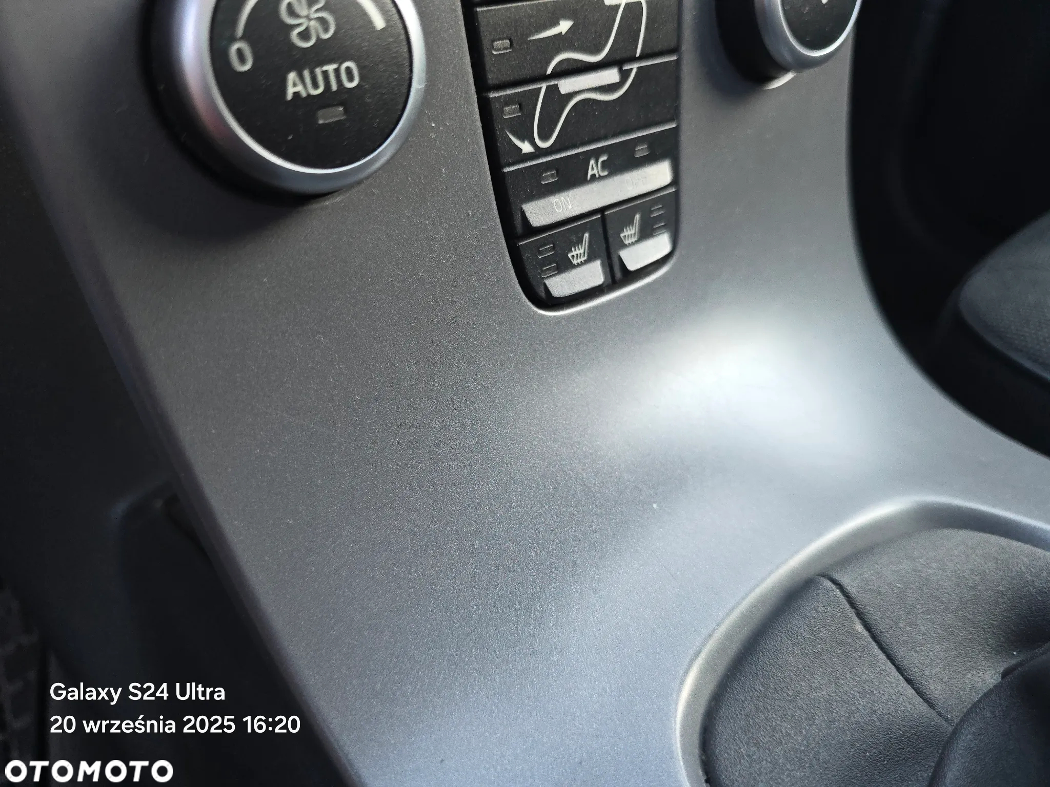 Volvo V50 2.0D - 19
