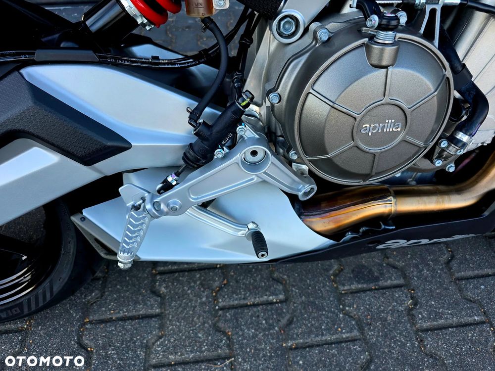 Aprilia Tuono - 18