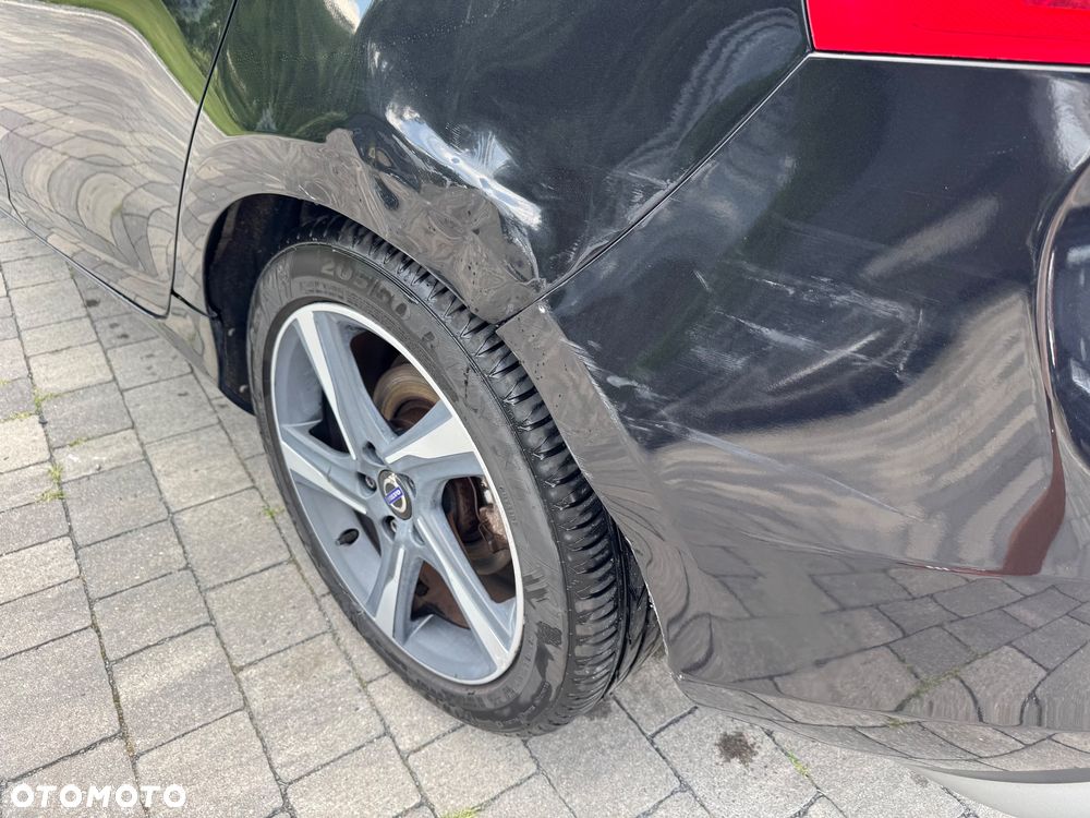 Volvo V40 D2 R Design - 7