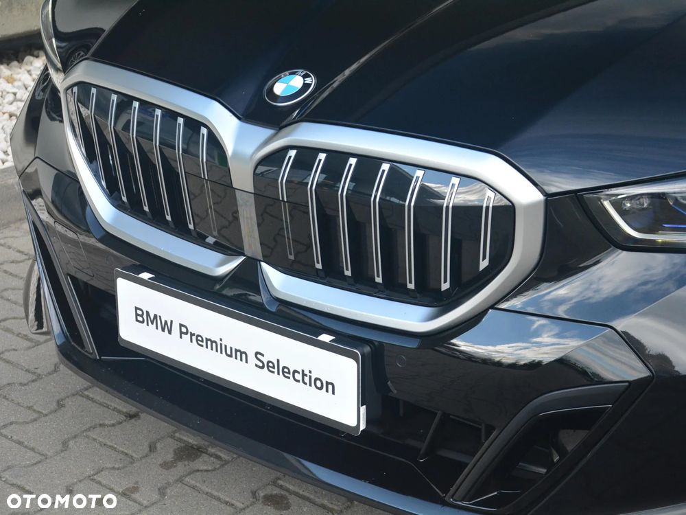 BMW Seria 5 520d xDrive - 10