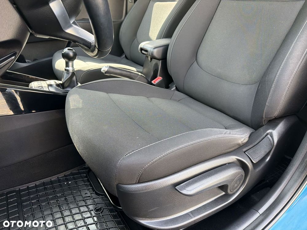 Kia Rio 1.2 L Business Line - 17