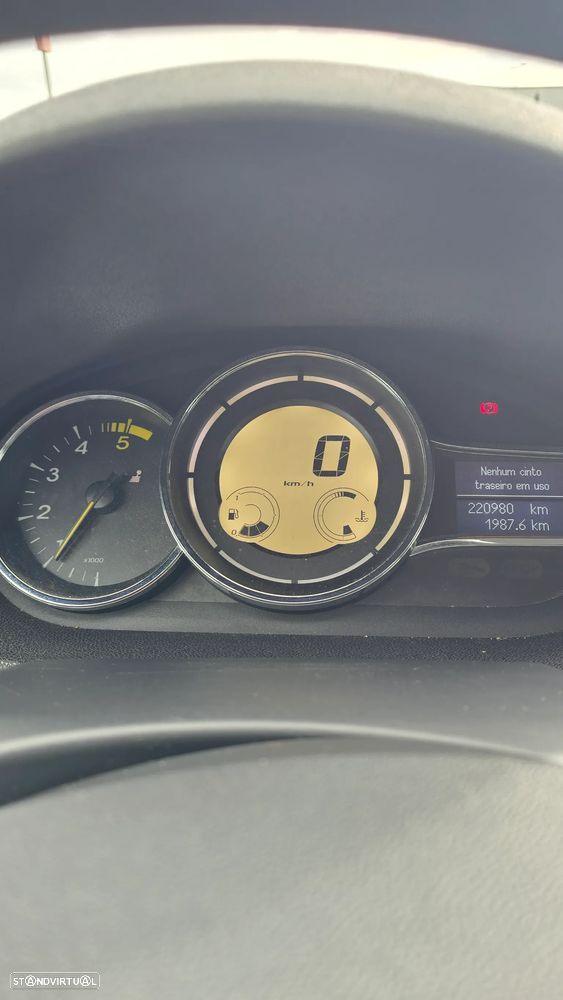 Renault Mégane Sport Tourer 1.5 dCi Dynamique - 5