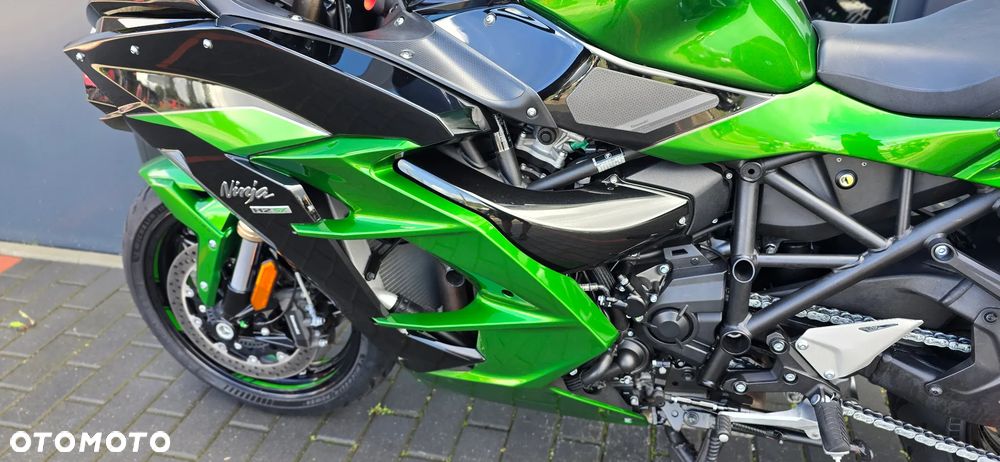 Kawasaki H2 - 34