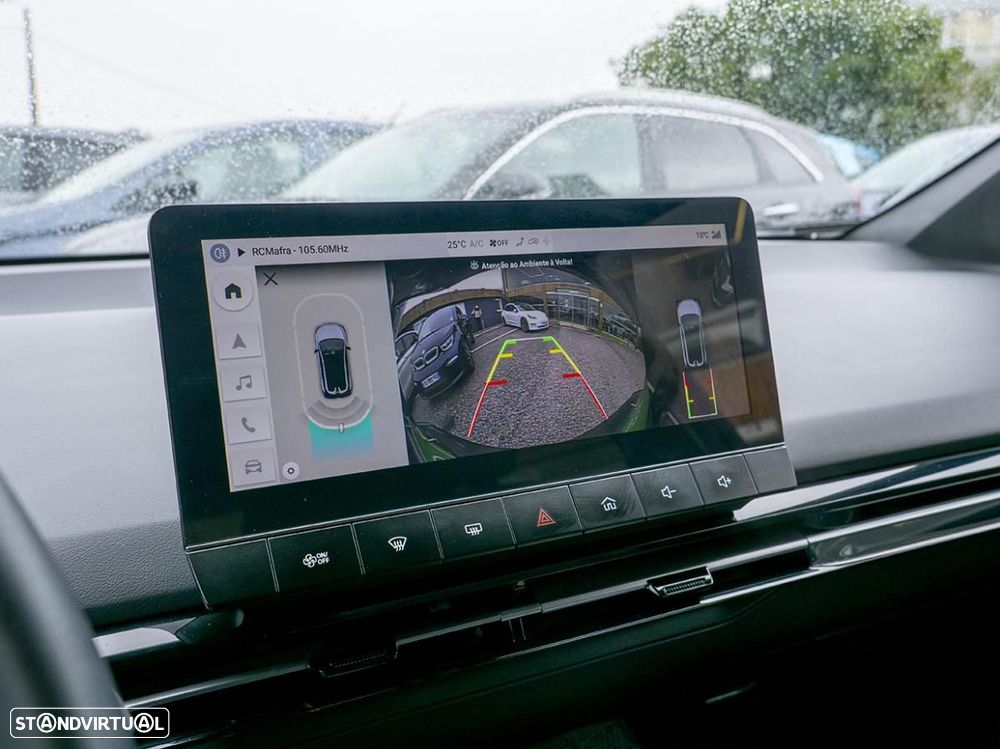 MG MG4 77 kWh Extended Range Luxury - 33