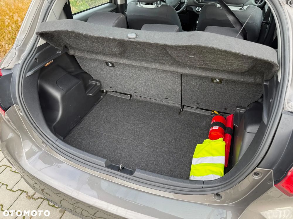 Toyota Yaris - 18