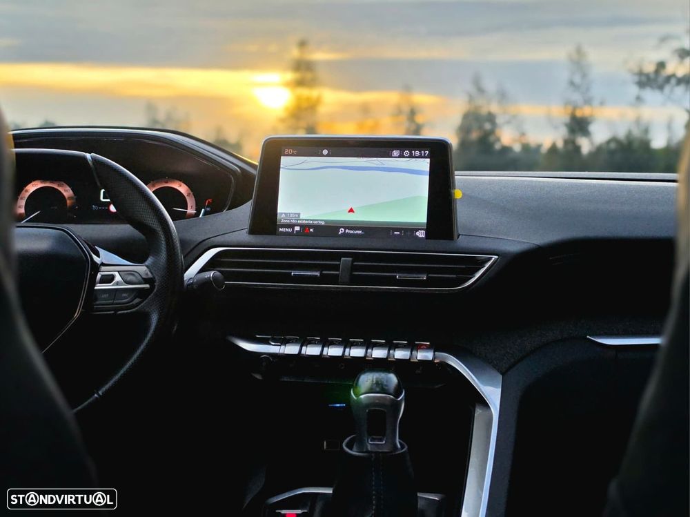 Peugeot 3008 1.2 PureTech GT Line - 32