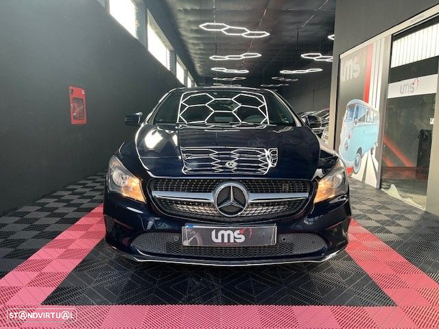 Mercedes-Benz CLA 200 d Urban - 2